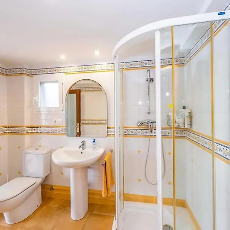 Villa Delfin - *